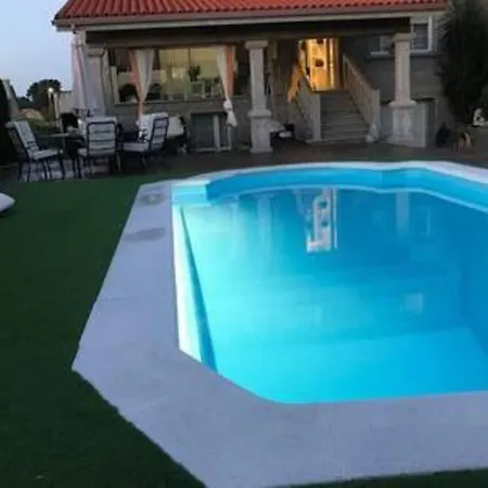 Con Piscina